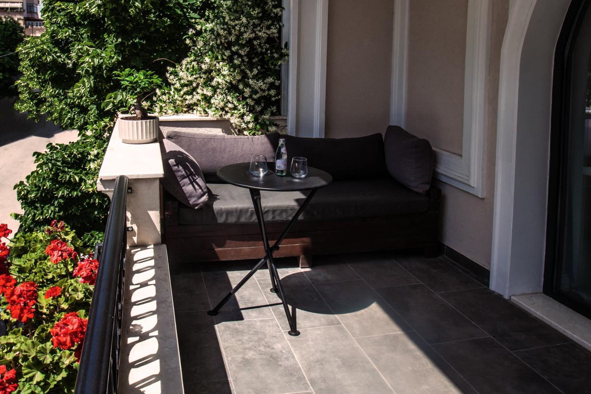 Vila Koja Boutique Hotel Tirana Bagian luar foto