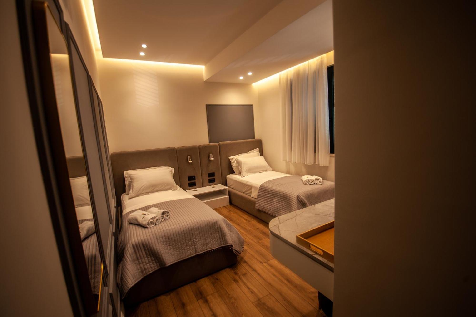 Vila Koja Boutique Hotel Tirana Bagian luar foto