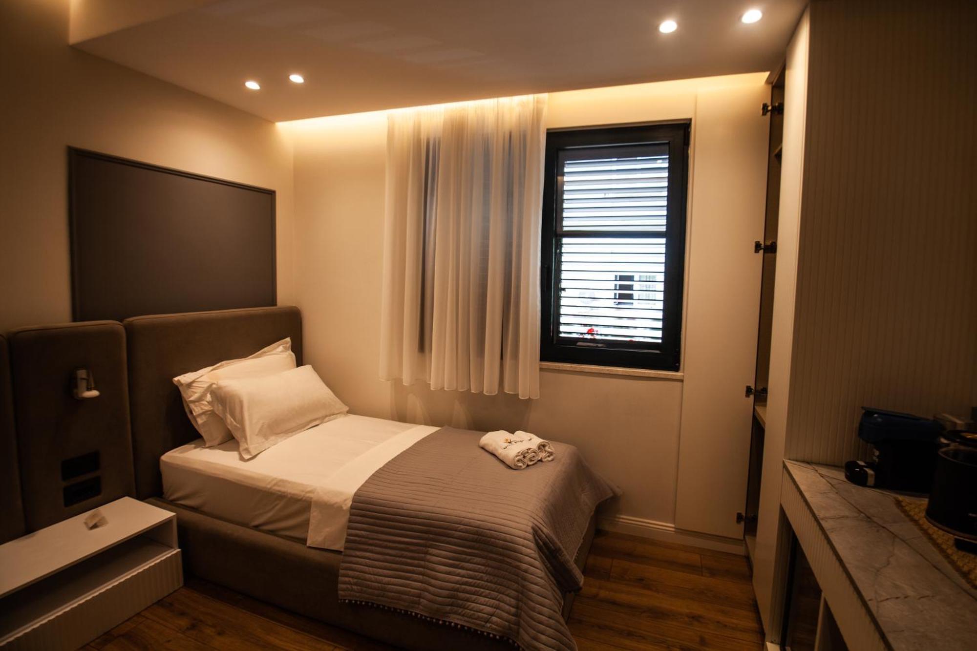 Vila Koja Boutique Hotel Tirana Bagian luar foto