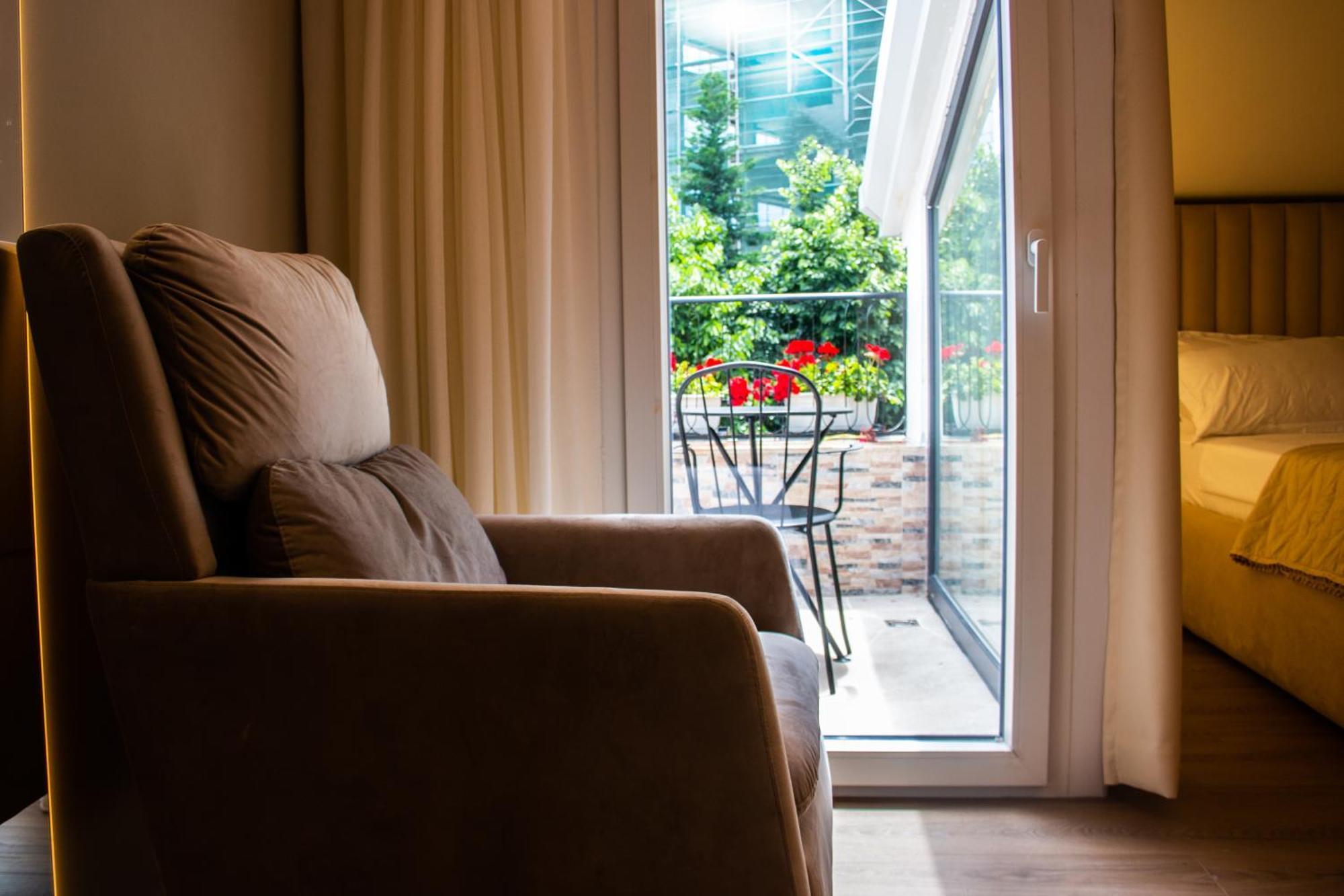 Vila Koja Boutique Hotel Tirana Bagian luar foto